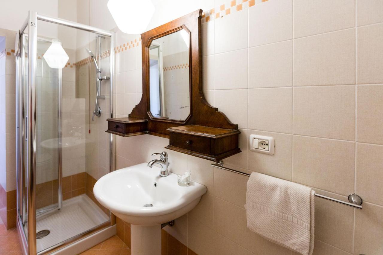 Room En Suite La Corte Assisi Exteriér fotografie