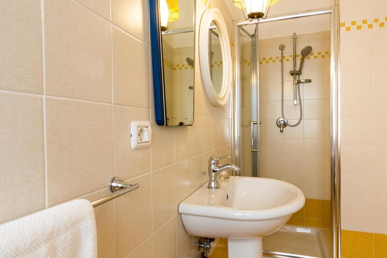 Room En Suite La Corte Assisi Exteriér fotografie